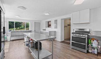 10463 Farm Road 1182, Aurora, MO 65605