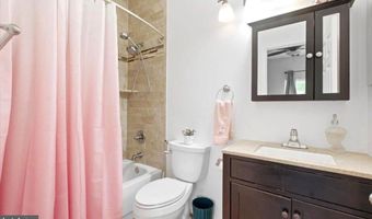 21845 JARVIS Sq, Ashburn, VA 20147