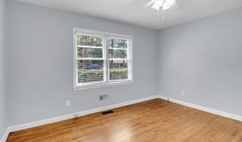 1021 Summit Dr, Albany, GA 31707