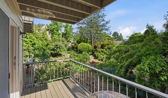 444 Lori Ln, Ashland, OR 97520