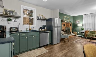 22 Shawnee Trl, Albrightsville, PA 18210