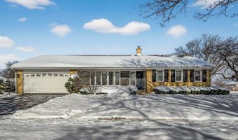 6 W Cypress St, Arlington Heights, IL 60005