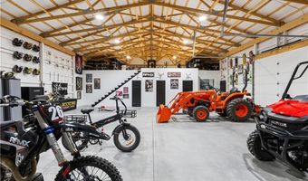 1372 N 150 Rd, Baldwin City, KS 66006