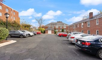 231 N THOMAS St 105, Arlington, VA 22203