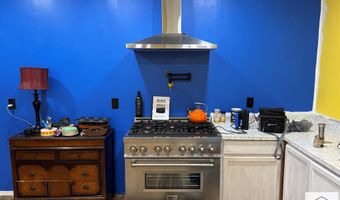 208 McKinley Dr, Bassett, VA 24055