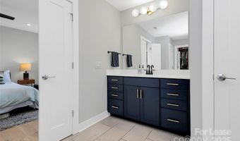 11043 Stetler St, Charlotte, NC 28204