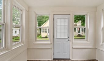 28 Tremont St, Albany, NY 12205