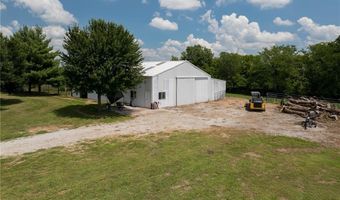 10700 SE Crabapple Rd, Agency, MO 64401