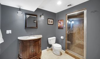 480 Brookside Ave, Algonquin, IL 60102