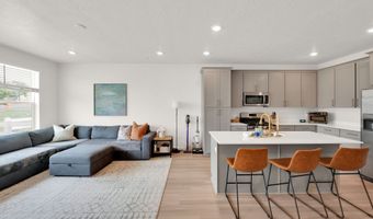 15531 S ALLIANCE Ln, Bluffdale, UT 84065