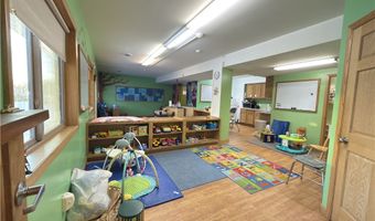 2328 N Hillcrest Pkwy, Altoona, WI 54720