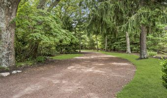 99 Holly Ln, Bayville, NJ 08721