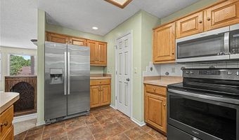 7 Congleton Ln, Bella Vista, AR 72714