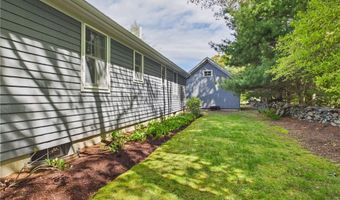 30 Forest Rd W, Bristol, RI 02809