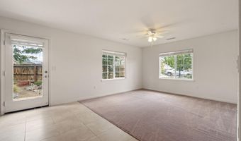 123 Hood Dr, Dayton, NV 89403