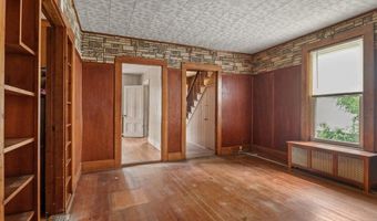 17 Neponset Ave, Boston, MA 02136