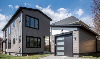 2001 N GEORGE MASON Dr, Arlington, VA 22207