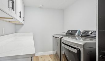 769 KINGSTON Ct, Apollo Beach, FL 33572