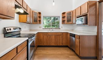 13775 SW SCHOLLS FERRY Rd 7, Beaverton, OR 97008
