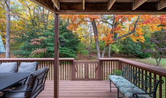 49 Pape Dr, Atlantic Highlands, NJ 07716