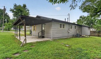 600 Shelton Ave, Ava, MO 65608
