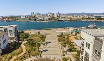 2825 Crusader St, Alameda, CA 94501