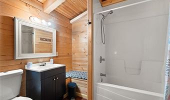 1671 Burns Ct, Austin, IN 47102