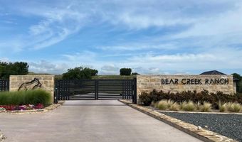 2043 Hidden Bluff Dr, Aledo, TX 76008
