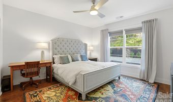 715 E 28th St, Charlotte, NC 28205