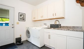9378 Lemon St, Angola, NY 14006