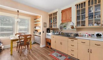 71 Philmont Ave, Cranston, RI 02910