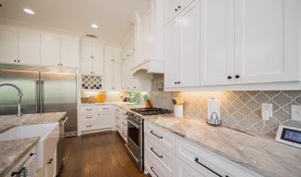 102 E Lake Cv, Beebe, AR 72012