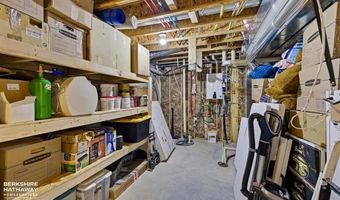 17 Patriot Dr, Cody, WY 82414