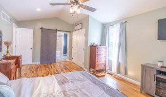 405 Ridge Ave, Aurora, IN 47001