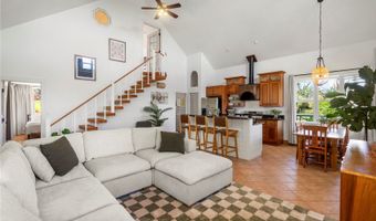 44 Kaupakalua Rd, Haiku, HI 96708