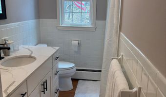 20 Water St, Boscawen, NH 03303