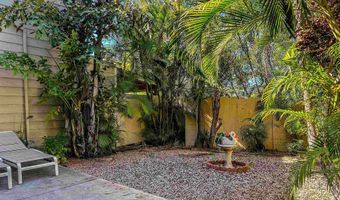 90 Auhana Rd 202, Kihei, HI 96753
