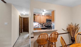 3182 JUSTIN Ct 5, Appleton, WI 54914