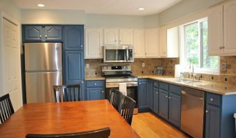 79 Shoreline Cir, Austin, KY 42123