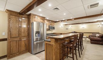 9 Pebble Beach Dr, Bedford, NH 03110