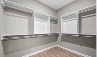 5281 N Toben Ct, Bel Aire, KS 67226