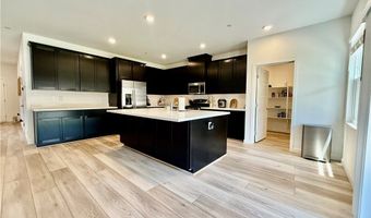 137 Rohan Crest Ave, Henderson, NV 89011