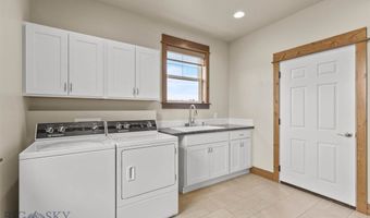1707 Roundup Blvd, Belgrade, MT 59714