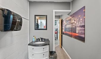 218 S Comanche Ave, Bartlesville, OK 74003