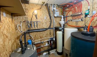 95 AUBURN FOREST Rd, Auburn, WY 83111
