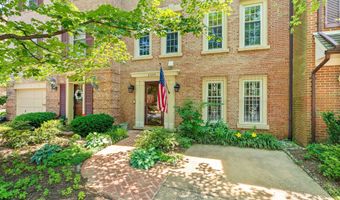 2345 S ROLFE St S, Arlington, VA 22202