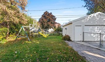 430 E GLENDALE Ave, Appleton, WI 54911