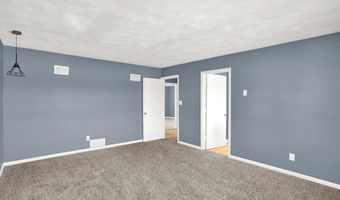 826 Yorkshire Rd, Anderson, IN 46012