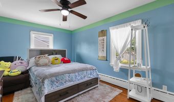 24 N Coe Ln, Ansonia, CT 06401