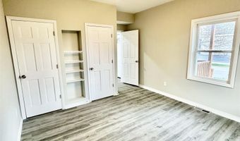 1411 S VanBuren St, Auburn, IN 46706